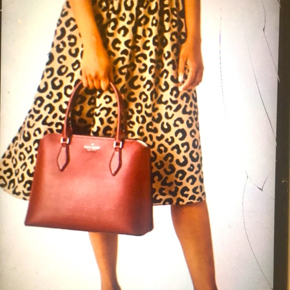 kate spade Handbags - New! Kate Spade Large Satchel With Detachable Crossbody Strap